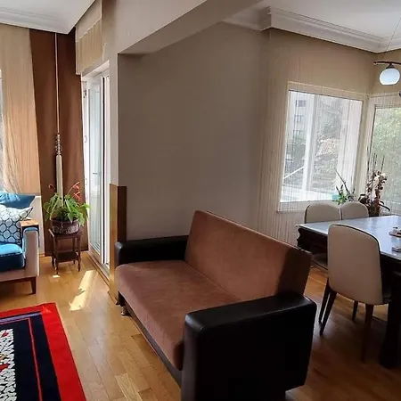 Location Stylish And Spacious Apartman *